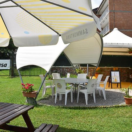 Zara House - Lake And Pet Friendly Brusimpiano Luaran gambar