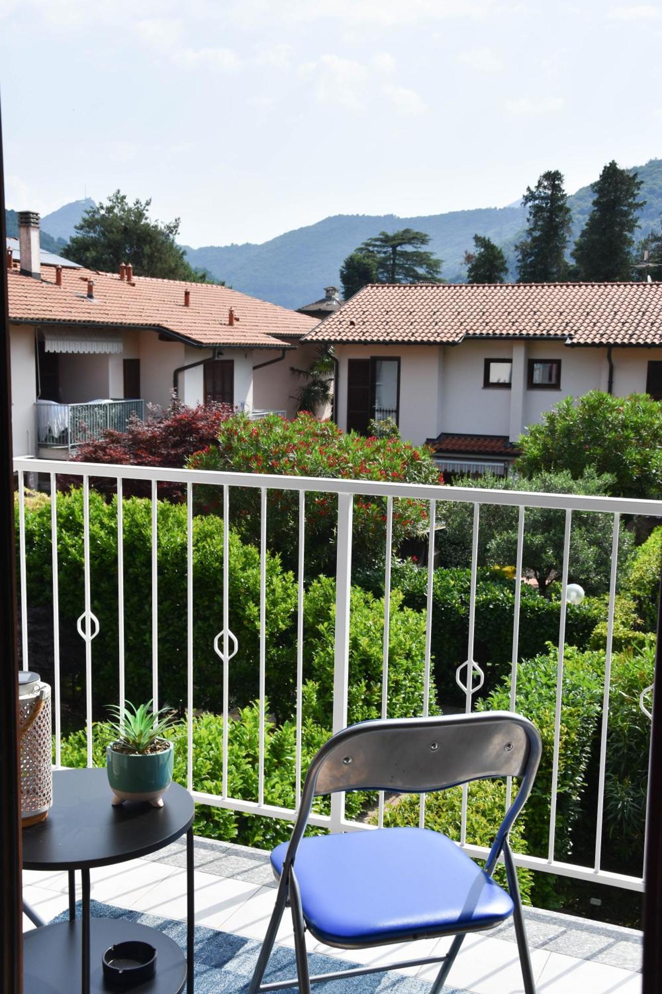 Zara House - Lake And Pet Friendly Brusimpiano Luaran gambar